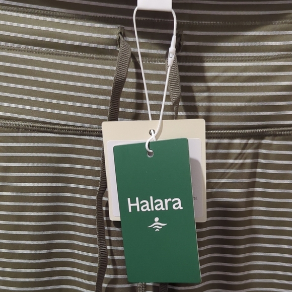 NWT HALARA Striped Olive Green 7/8 Leggings - Picture 8 of 9